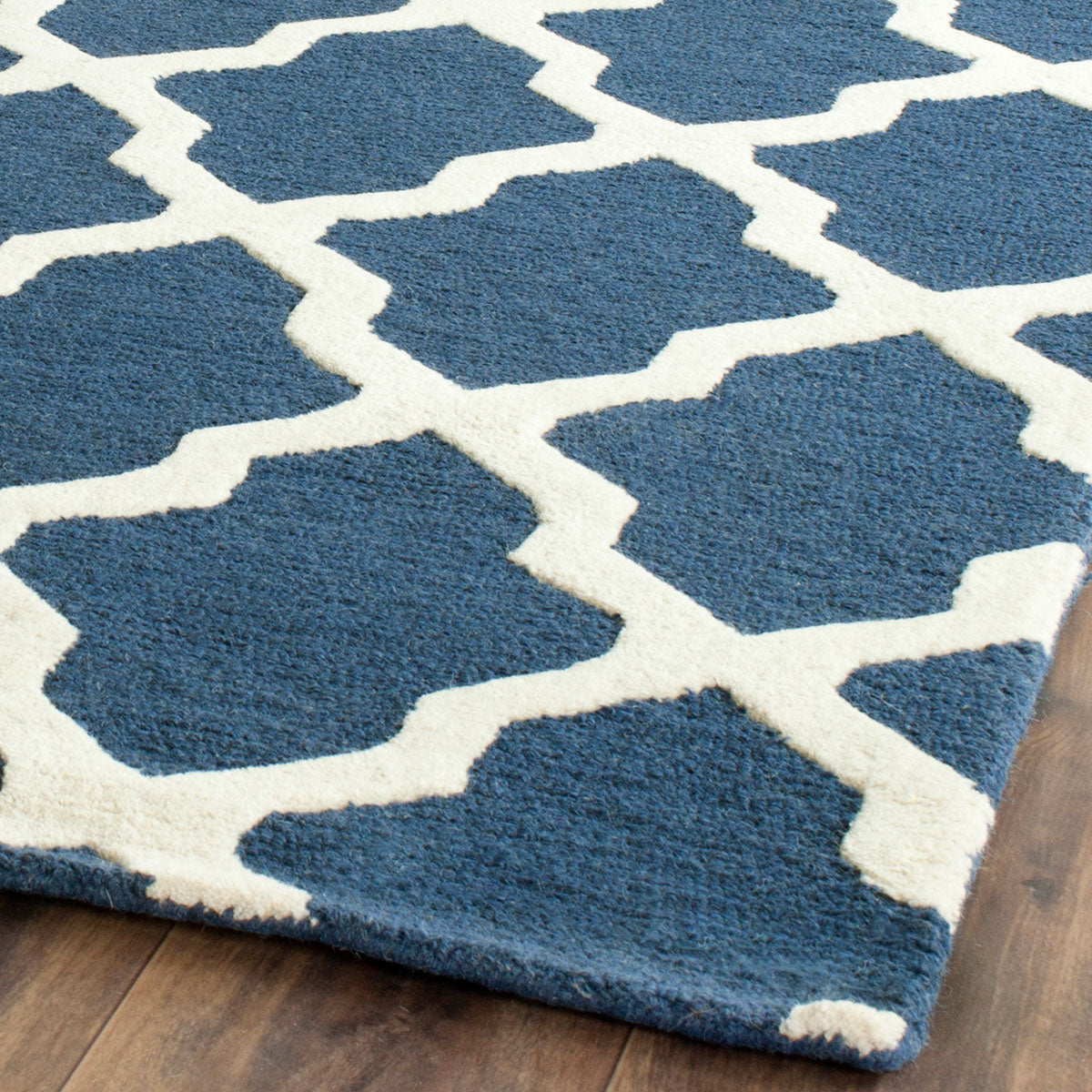 Safavieh Clearance Cambridge CAM121G Navy Rug