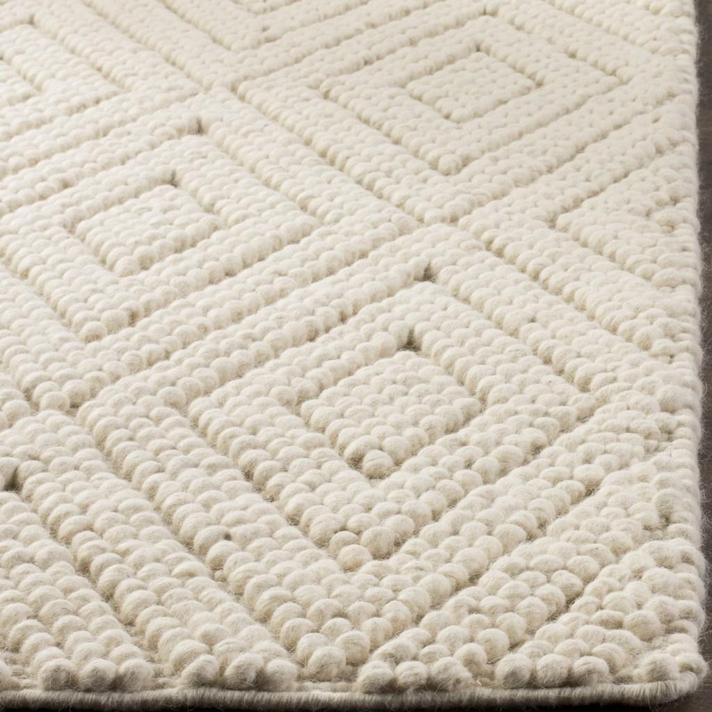 Safavieh Clearance Natura NAT623A Ivory Rug