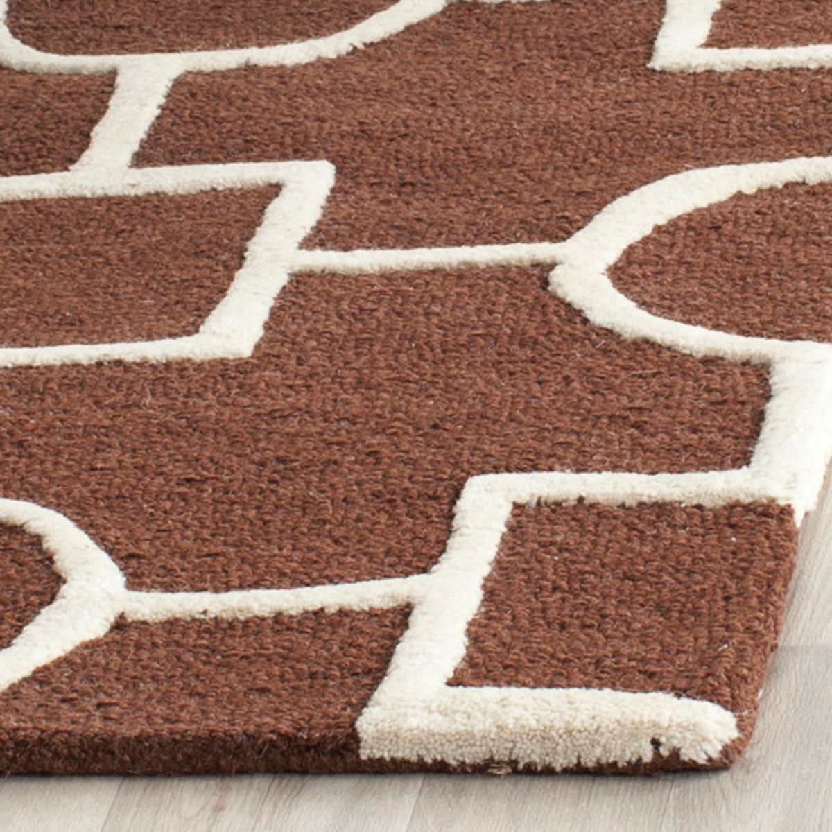Safavieh Clearance Cambridge CAM143H Dark Brown Rug