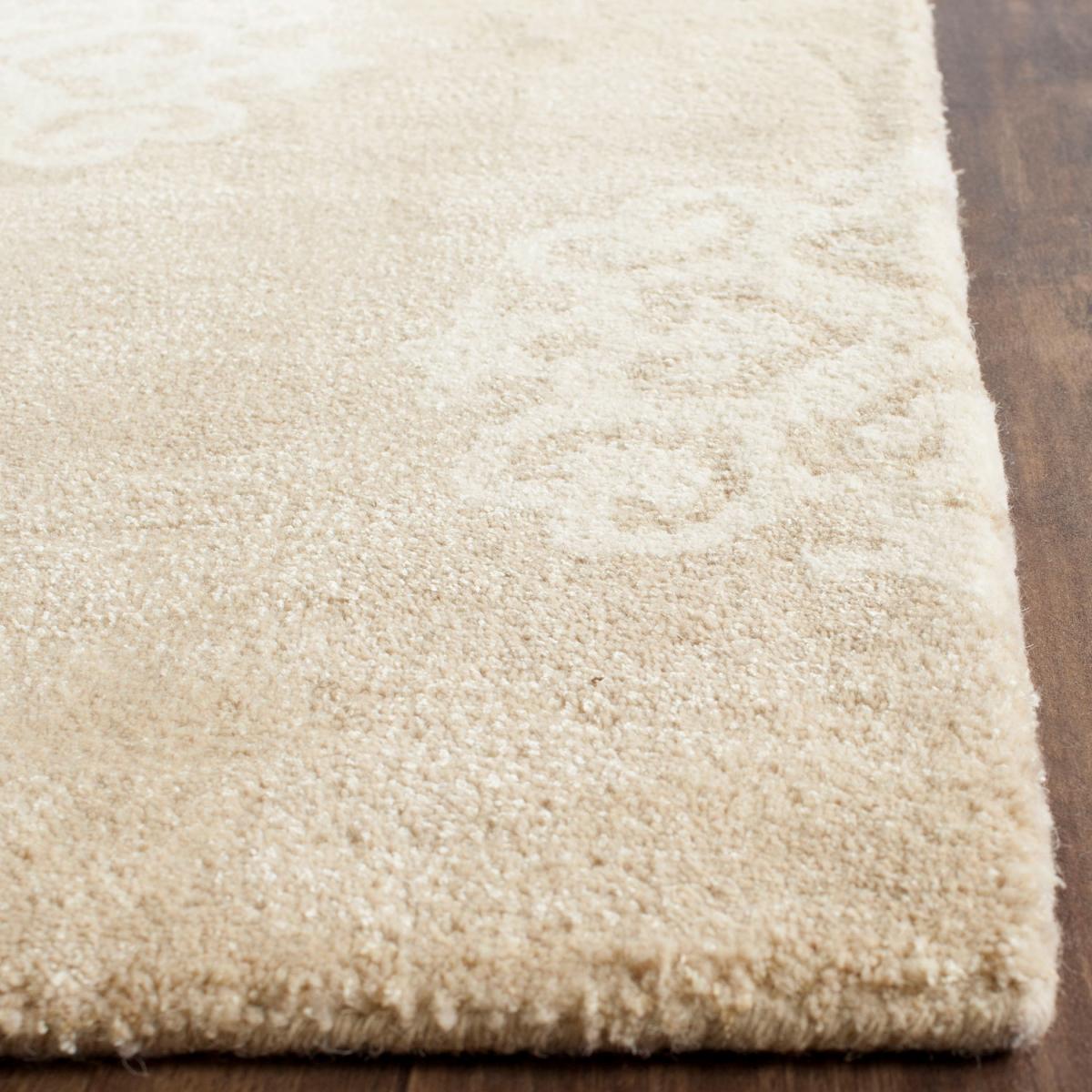 Safavieh Clearance Soho SOH724B Beige Rug
