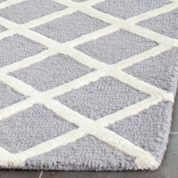 Safavieh Clearance Cambridge CAM135D Silver Rug