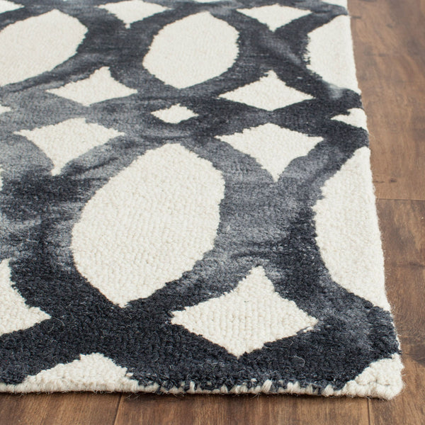 Safavieh Clearance Dip Dyes DDY675D Ivory Rug