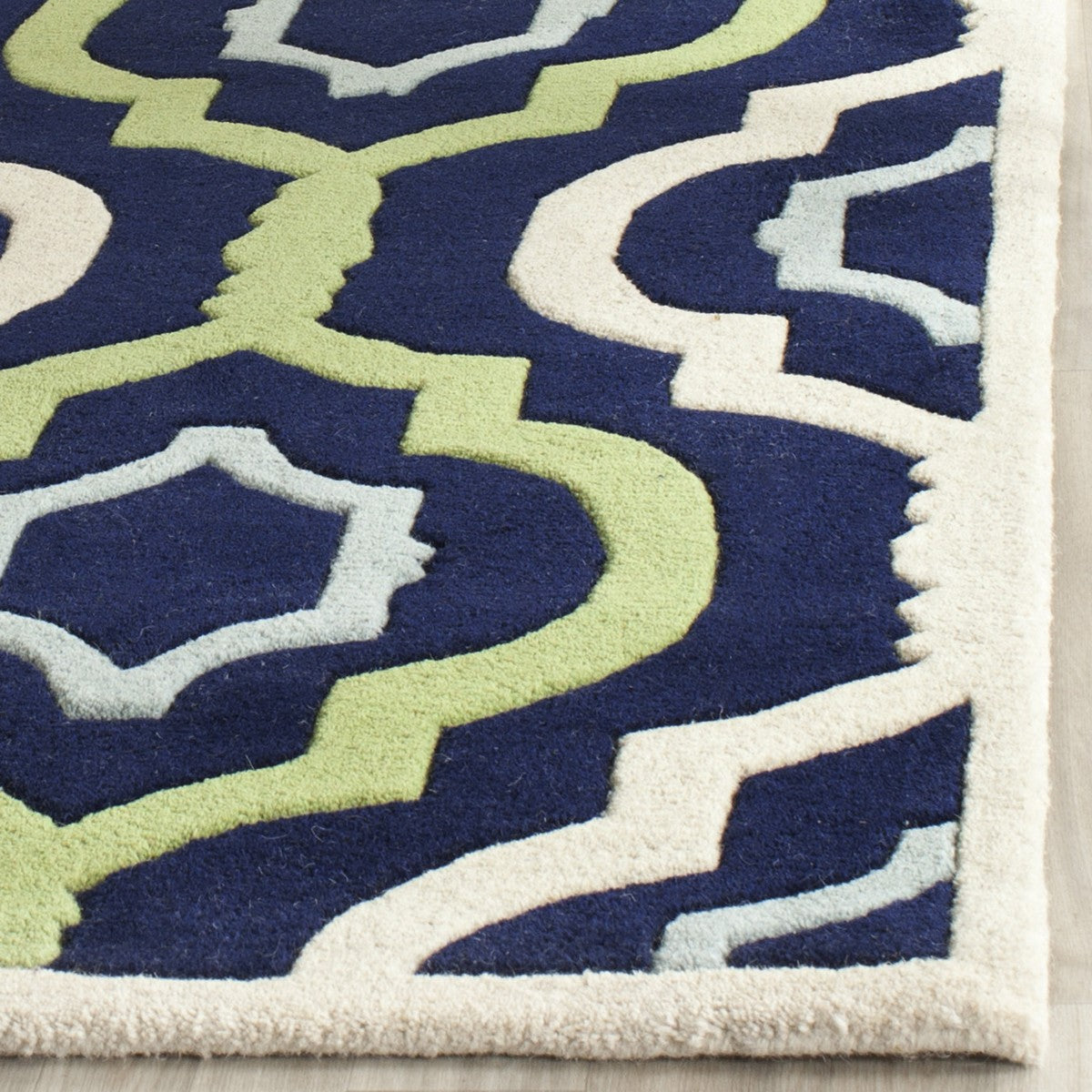 Safavieh Clearance Chatham CHT747C Navy Blue Rug