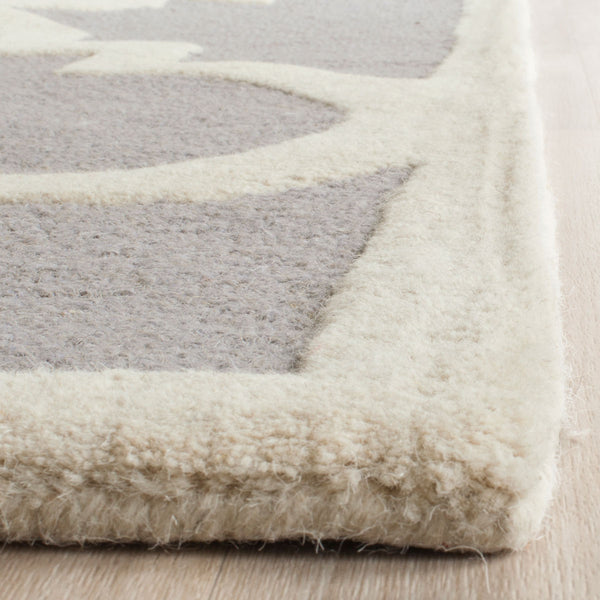 Safavieh Clearance Cambridge CAM140D Silver Rug