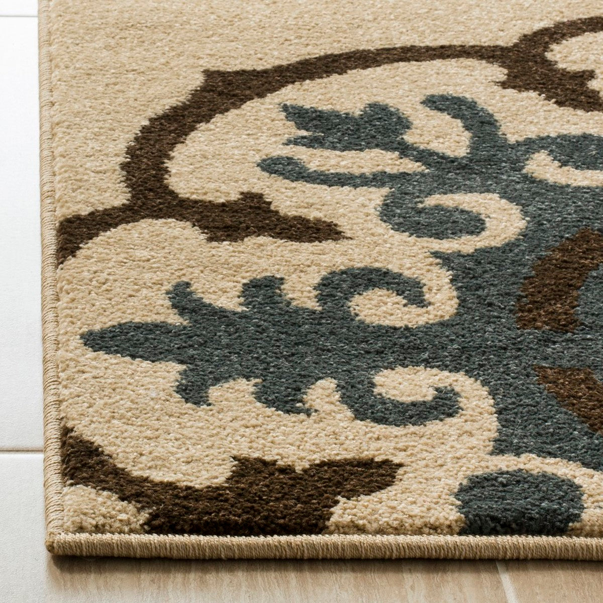 Safavieh Clearance Newbury NWB8699-1265 Ivory Rug