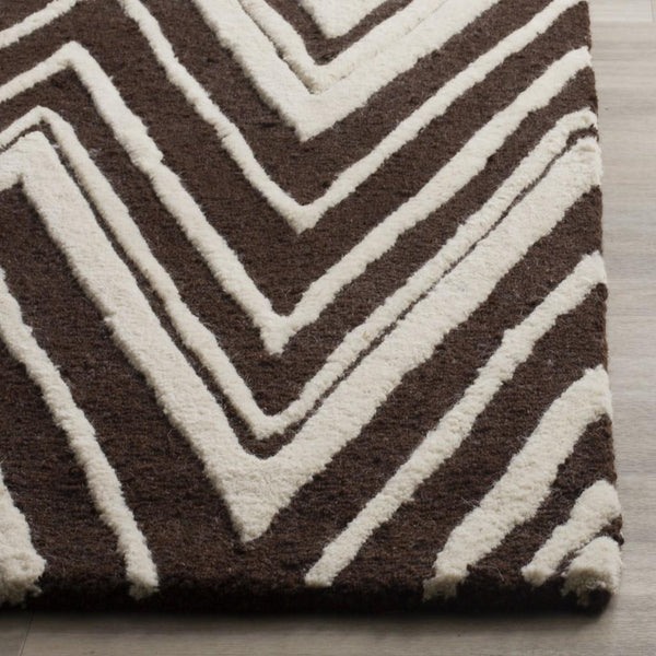 Safavieh Clearance Cambridge CAM711R Brown Rug