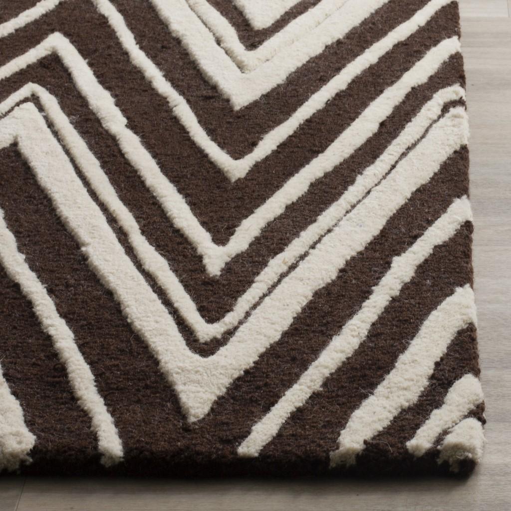 Safavieh Clearance Cambridge CAM711R Brown Rug
