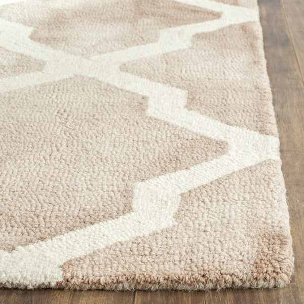 Safavieh Clearance Dip Dye DDY540G Beige Rug