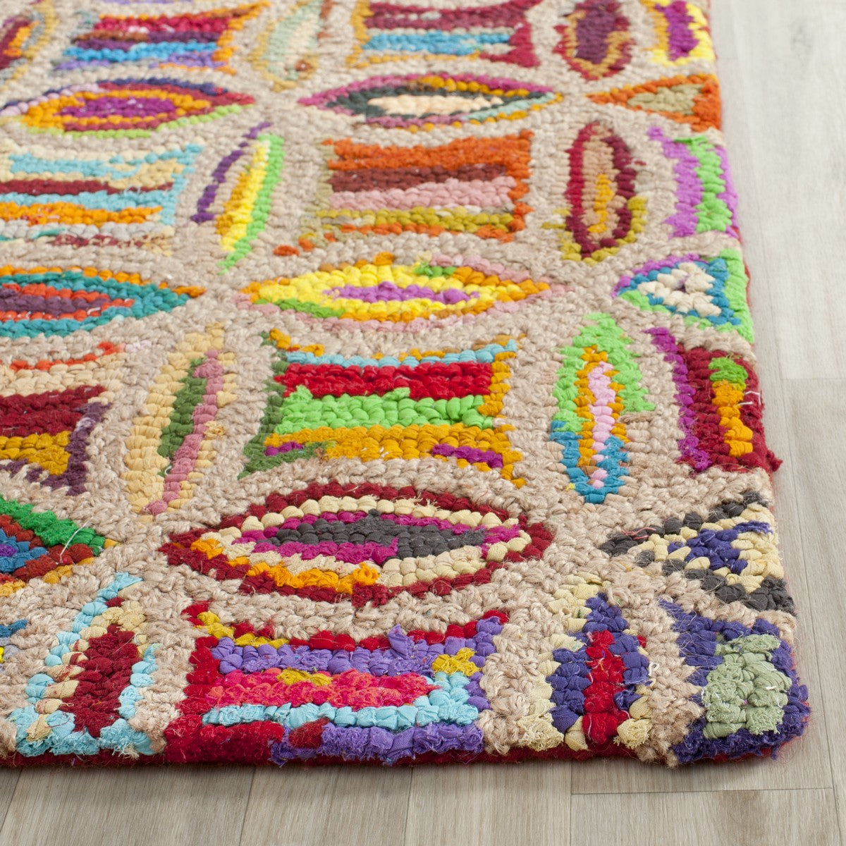 Safavieh Clearance Nantucket NAN441A Multi Rug