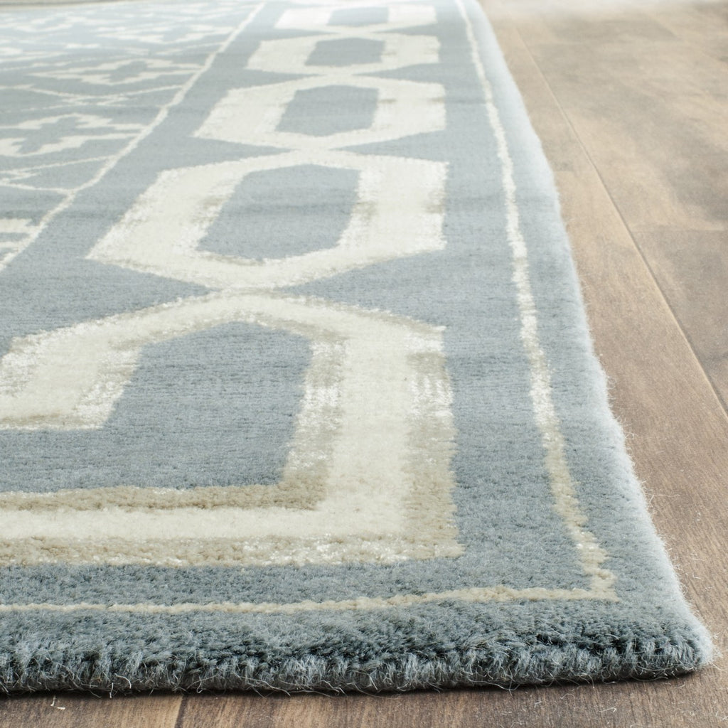 Safavieh Clearance Mosaic MOS163A Blue Rug