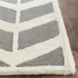 Safavieh Clearance Cambridge CAM718D Dark Grey Rug