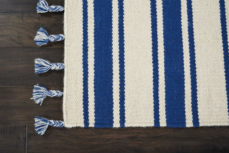 Nourison Clearance Rio Vista DST01 Ivory/Navy Rug