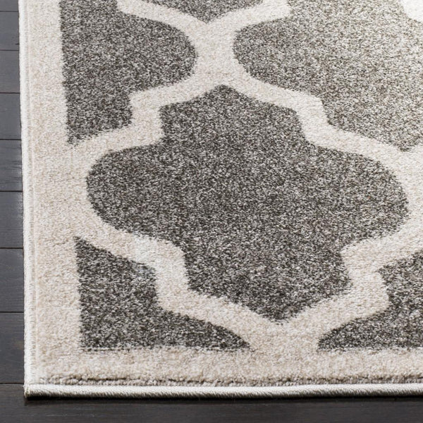 Safavieh Clearance Amherst AMT420R Dark Grey Rug