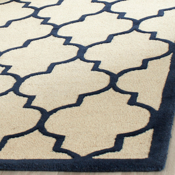 Safavieh Clearance Cambridge CAM134Z Ivory Rug