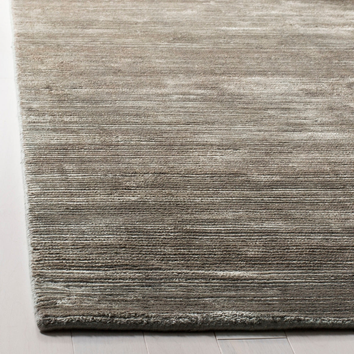 Safavieh Clearance Mirage MIR234R Graphite Rug