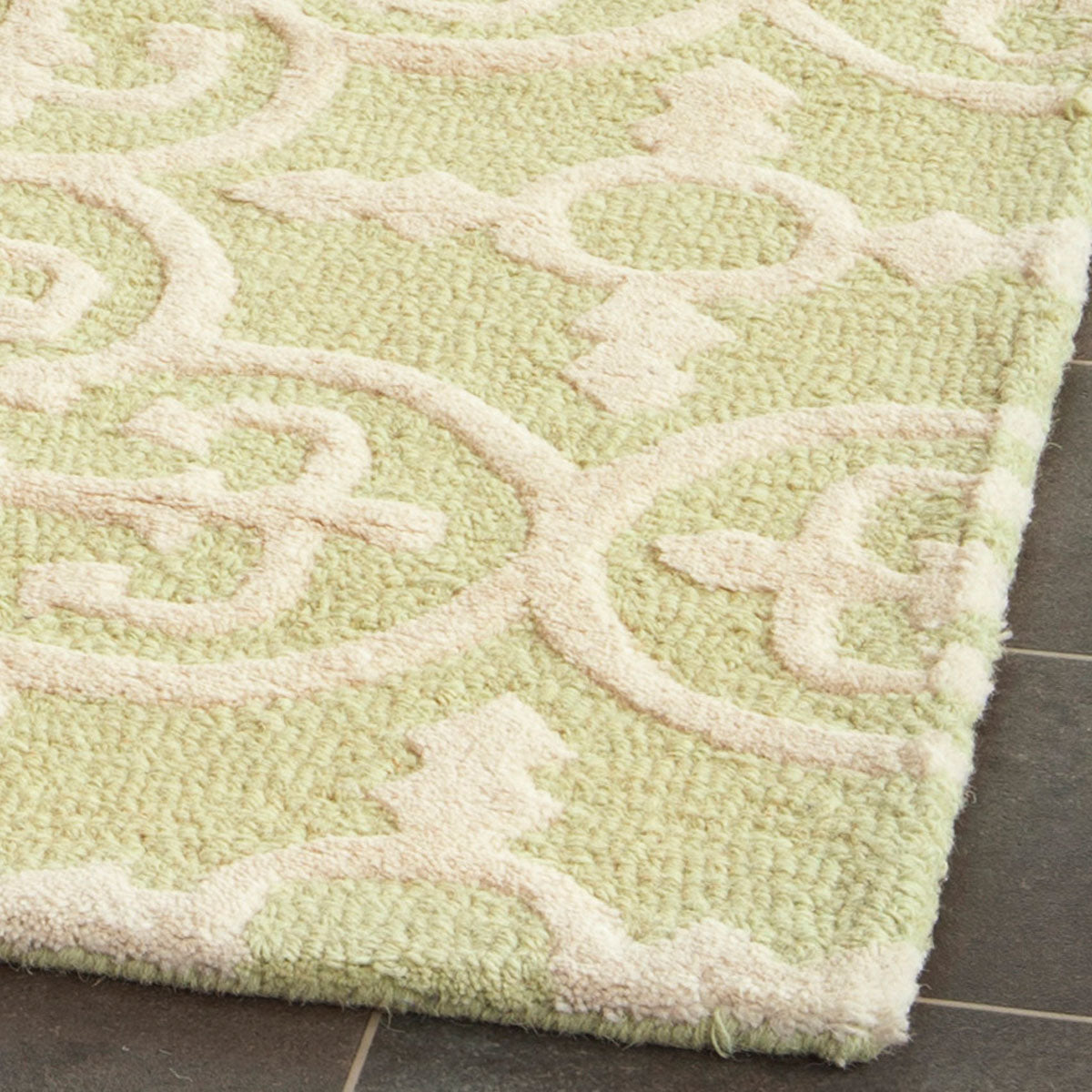 Safavieh Clearance Cambridge CAM133B Light Green Rug