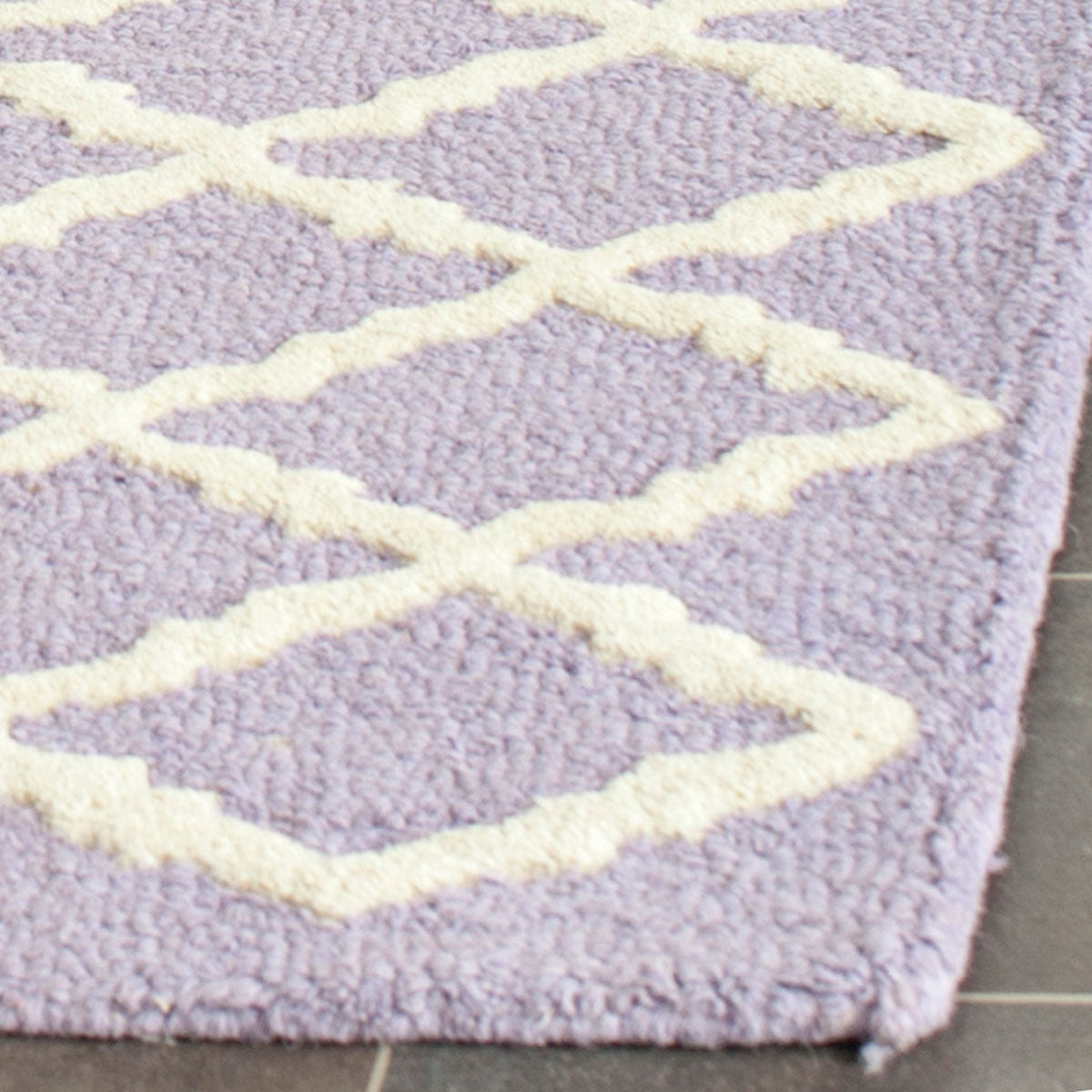 Safavieh Clearance Cambridge CAM137C Lavender Rug