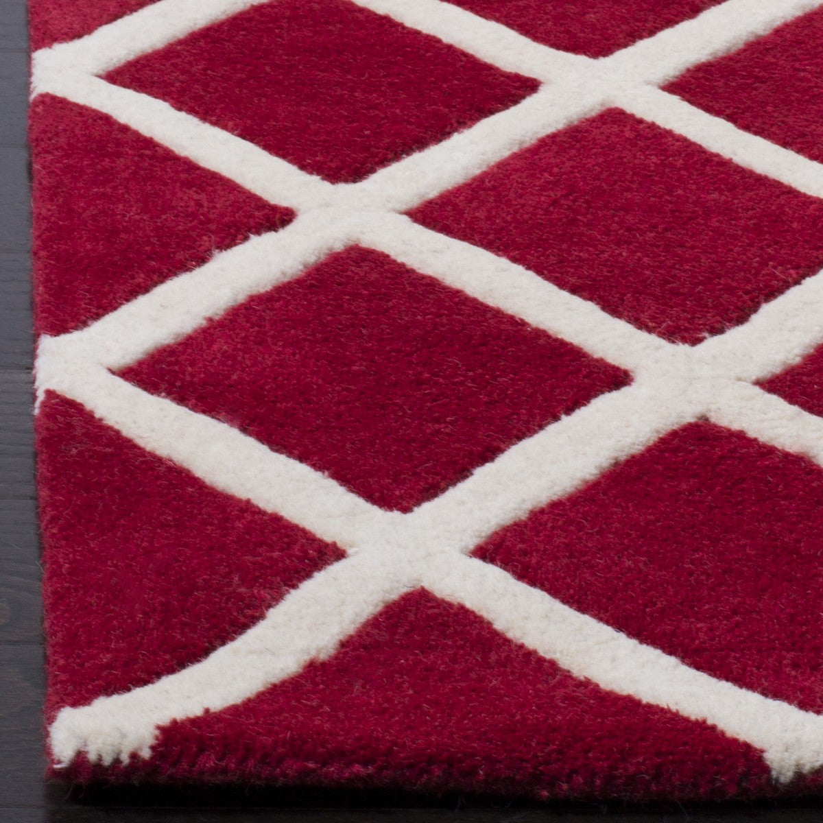 Safavieh Clearance Chatham CHT718G Red Rug