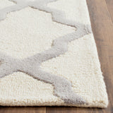 Safavieh Clearance Cambridge CAM121Y Ivory Rug