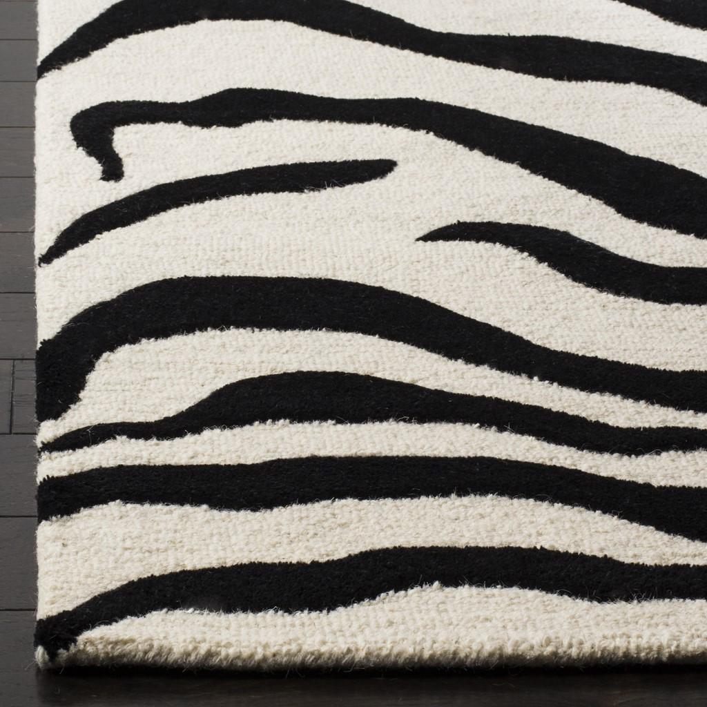 Safavieh Clearance Cambridge CAM709Q Ivory Rug