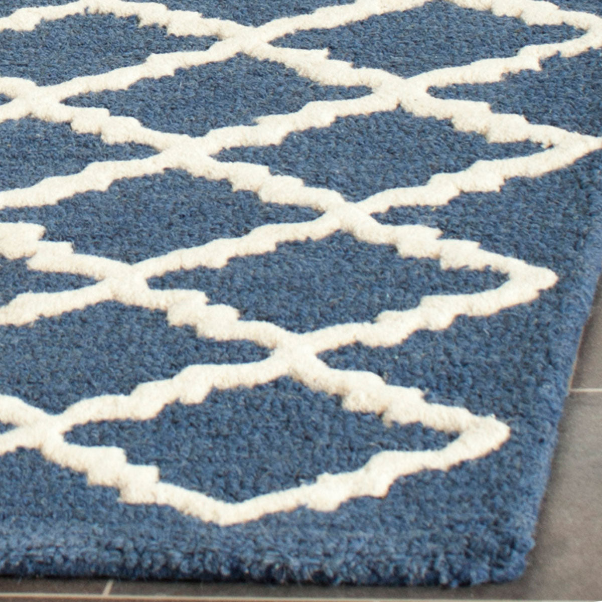 Safavieh Clearance Cambridge CAM137G Navy Rug