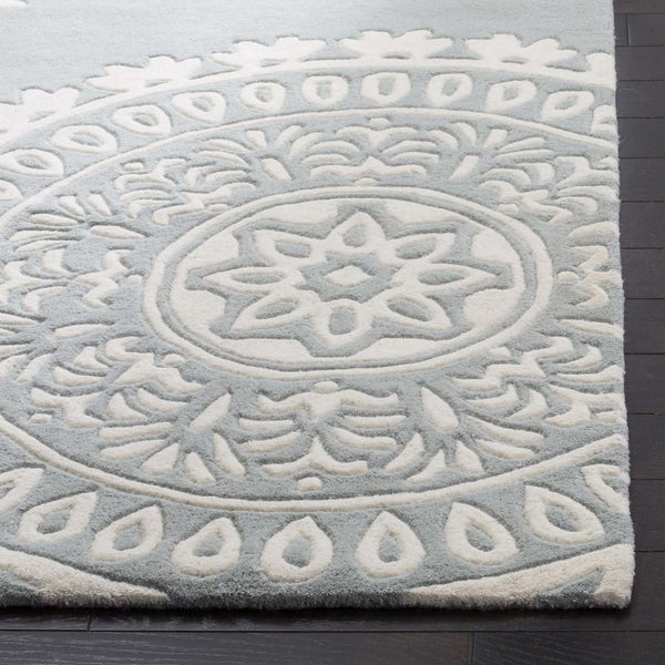 Safavieh Clearance Bella BEL121A Gray Rug