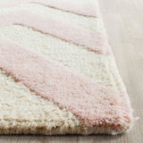 Safavieh Clearance Cambridge CAM139M Light Pink Rug