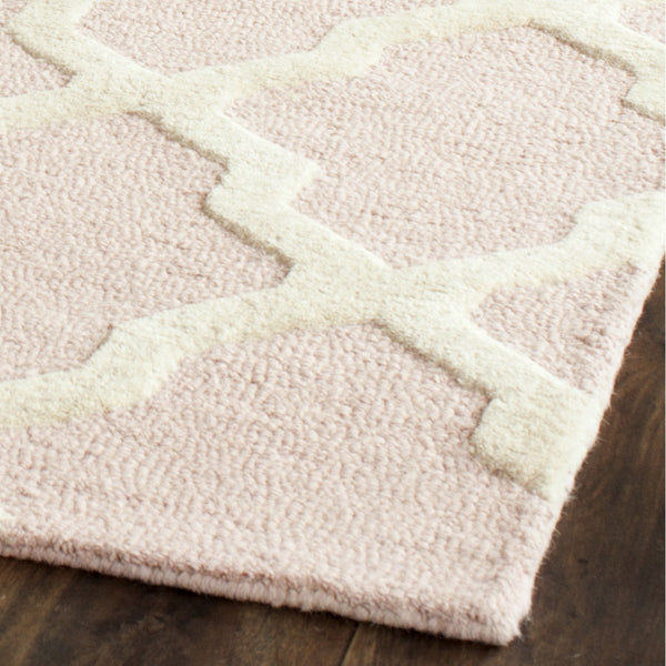 Safavieh Clearance Cambridge CAM121M Light Pink Rug