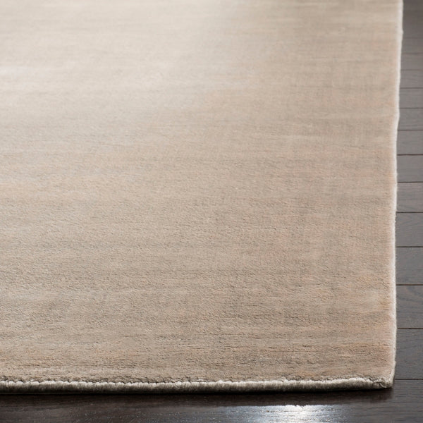 Safavieh Clearance Mirage MIR344S Silver Rug