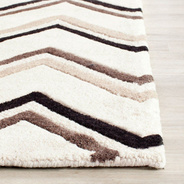 Safavieh Clearance Cambridge CAM581B Ivory Rug