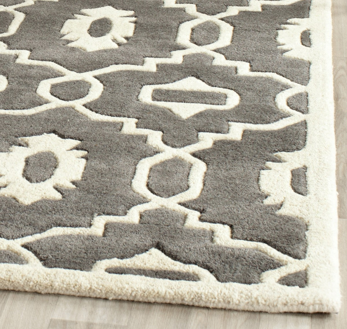 Safavieh Clearance Chatham CHT745D Dark Grey Rug