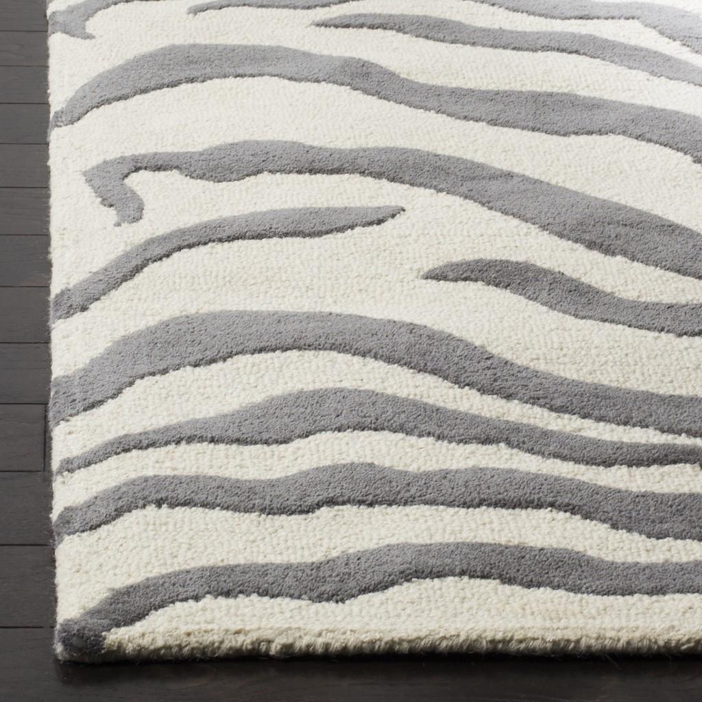 Safavieh Clearance Cambridge CAM709A Ivory Rug