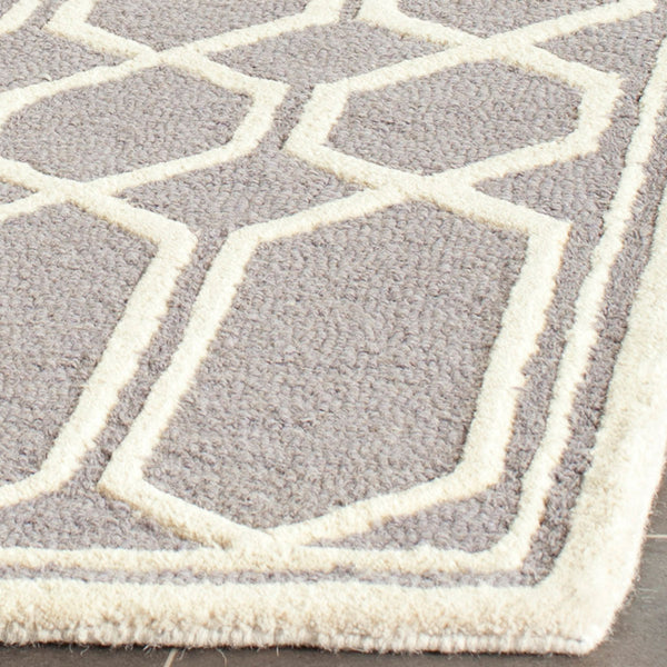 Safavieh Clearance Cambridge CAM138D Silver Rug
