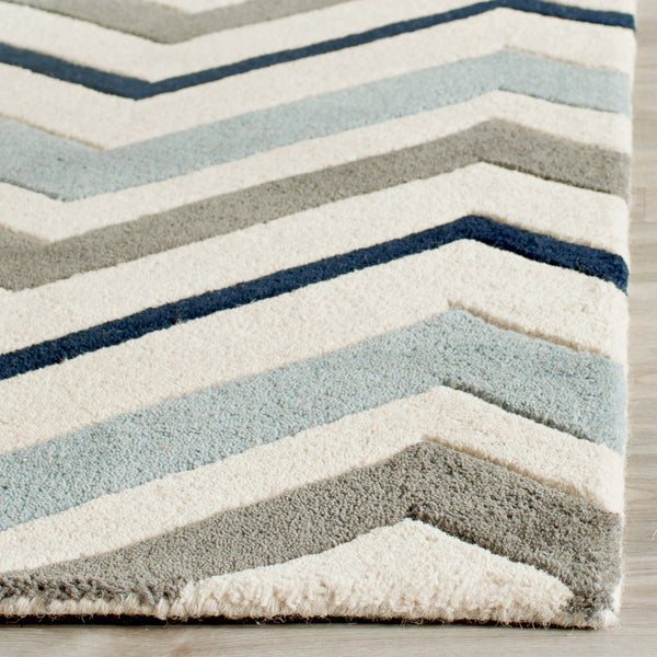 Safavieh Clearance Chatham CHT749X Ivory Rug