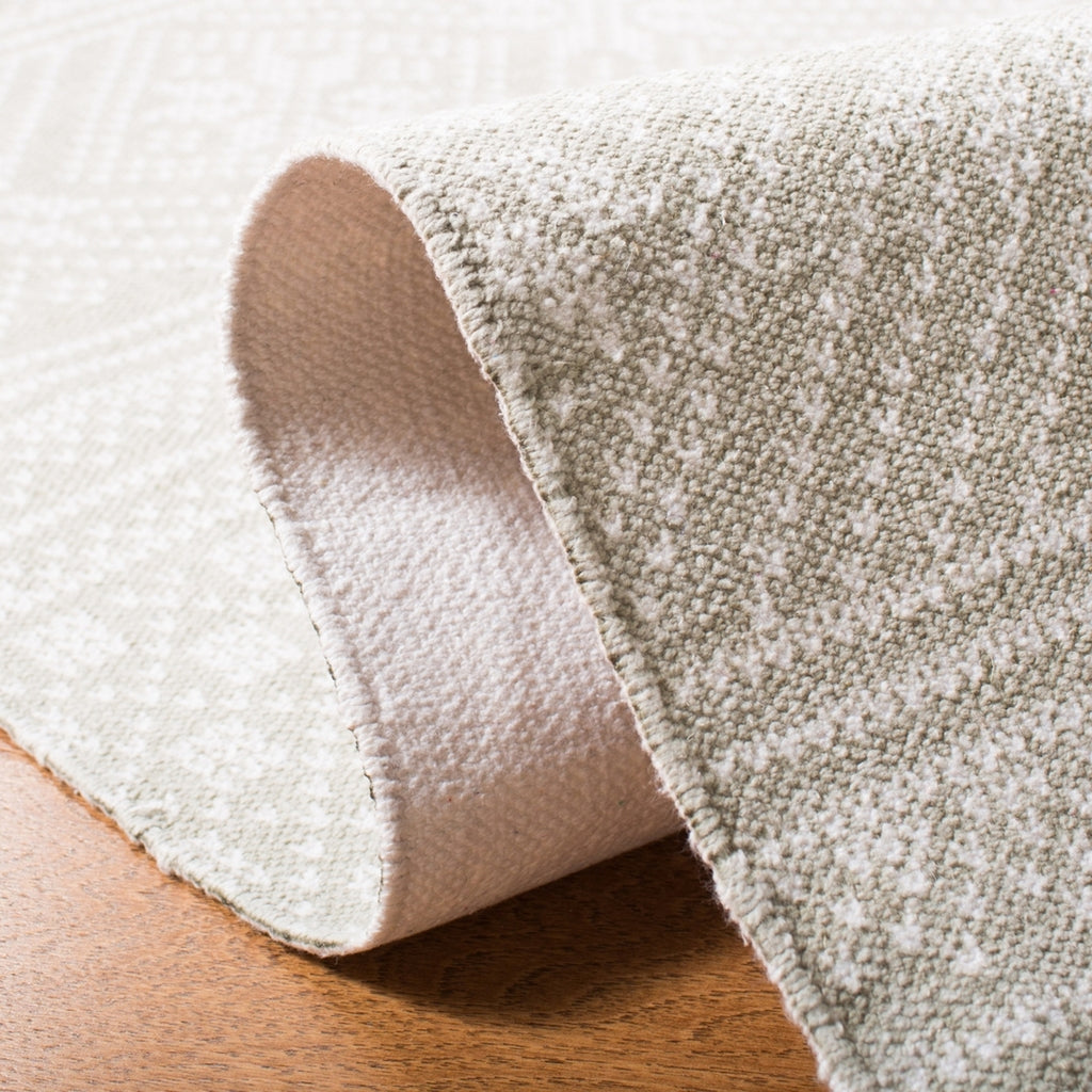 safavieh clearance cedar brook cdr711g silver rug