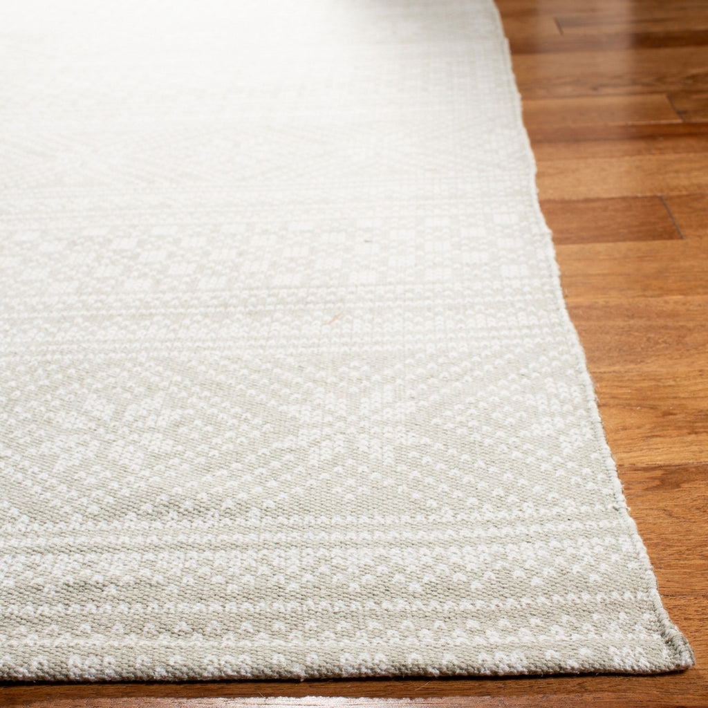 safavieh clearance cedar brook cdr711g silver rug