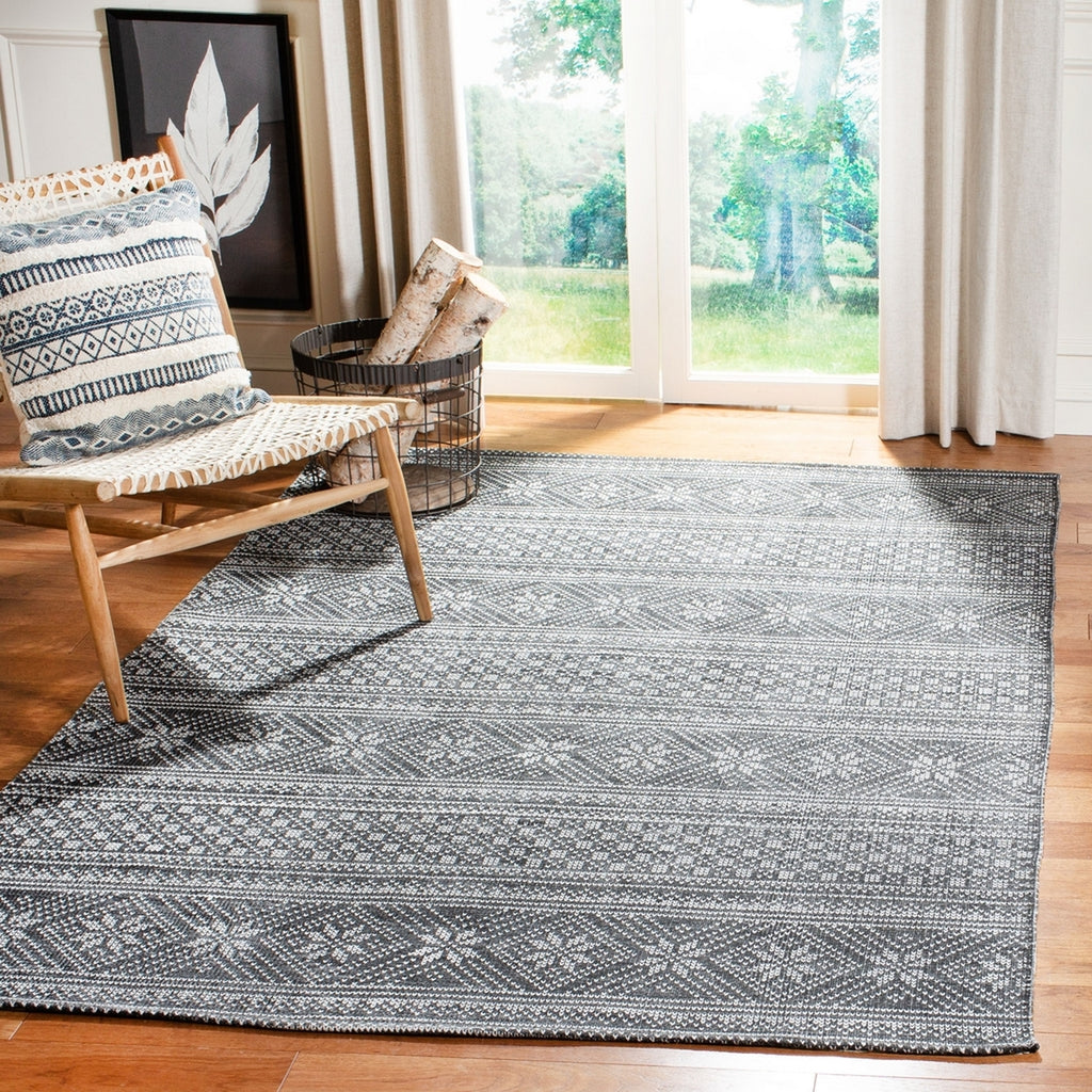 safavieh clearance cedar brook cdr711z black rug
