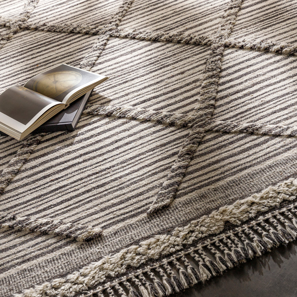 surya cadiz cdz 2300 black rugs