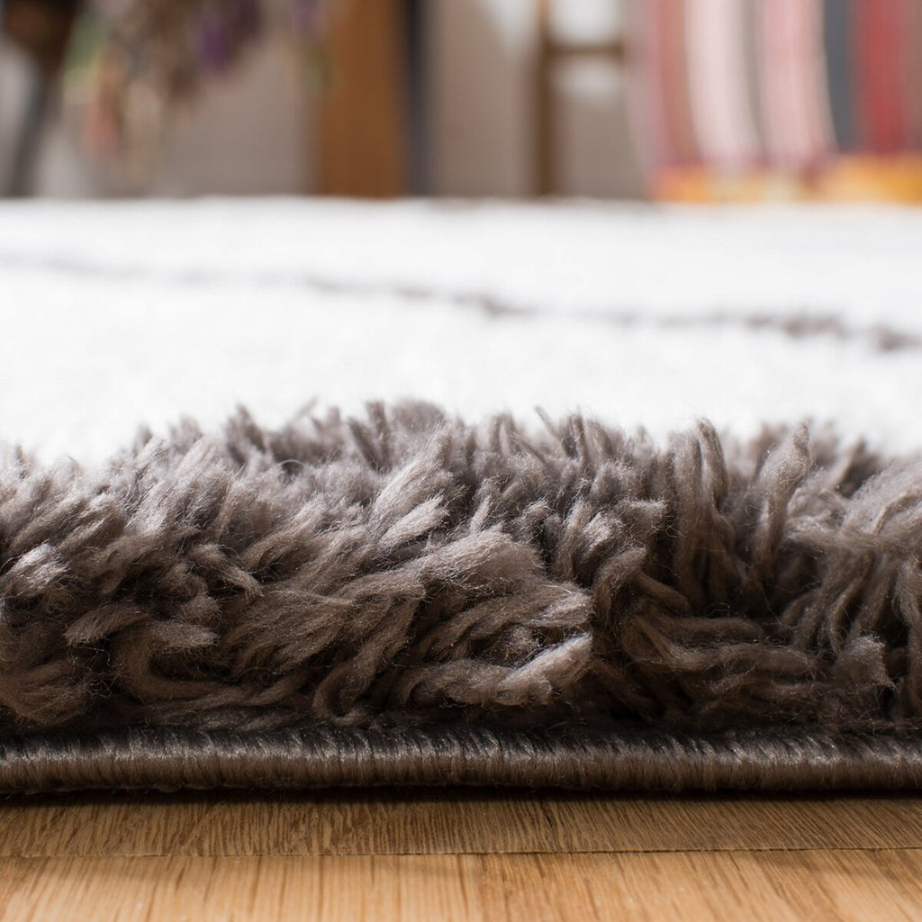 safavieh clearance carmella shag crm222a cream rug
