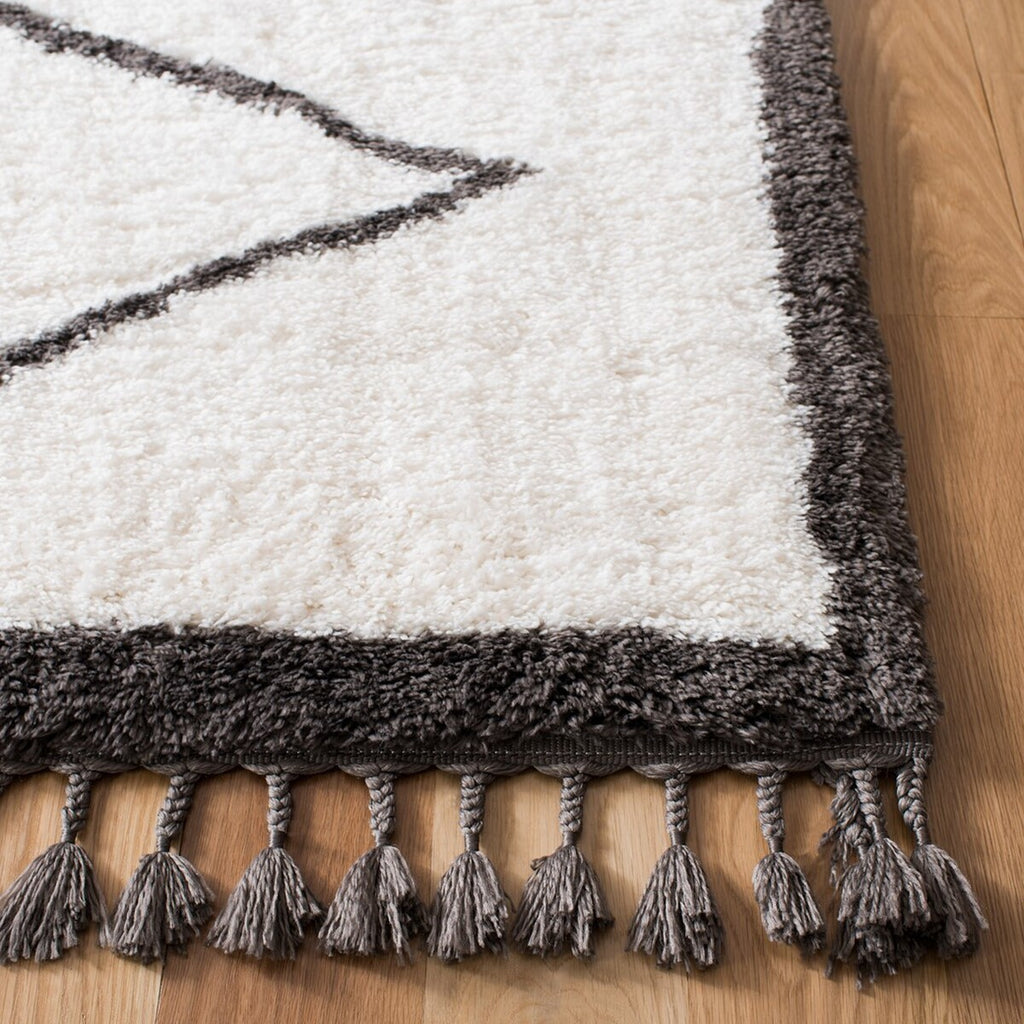 safavieh clearance carmella shag crm222a cream rug