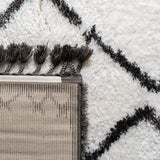 safavieh clearance carmella shag crm228a cream rug