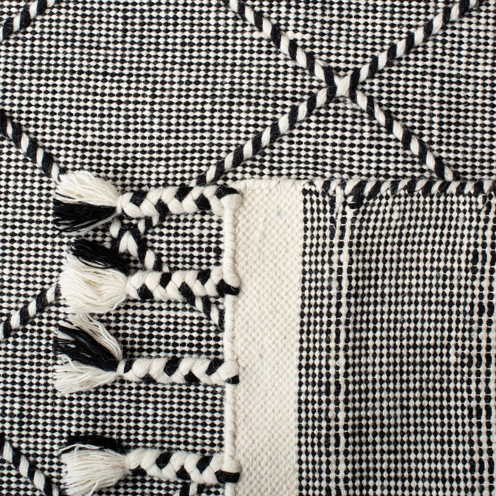 safavieh clearance casablanca csb575z black rug
