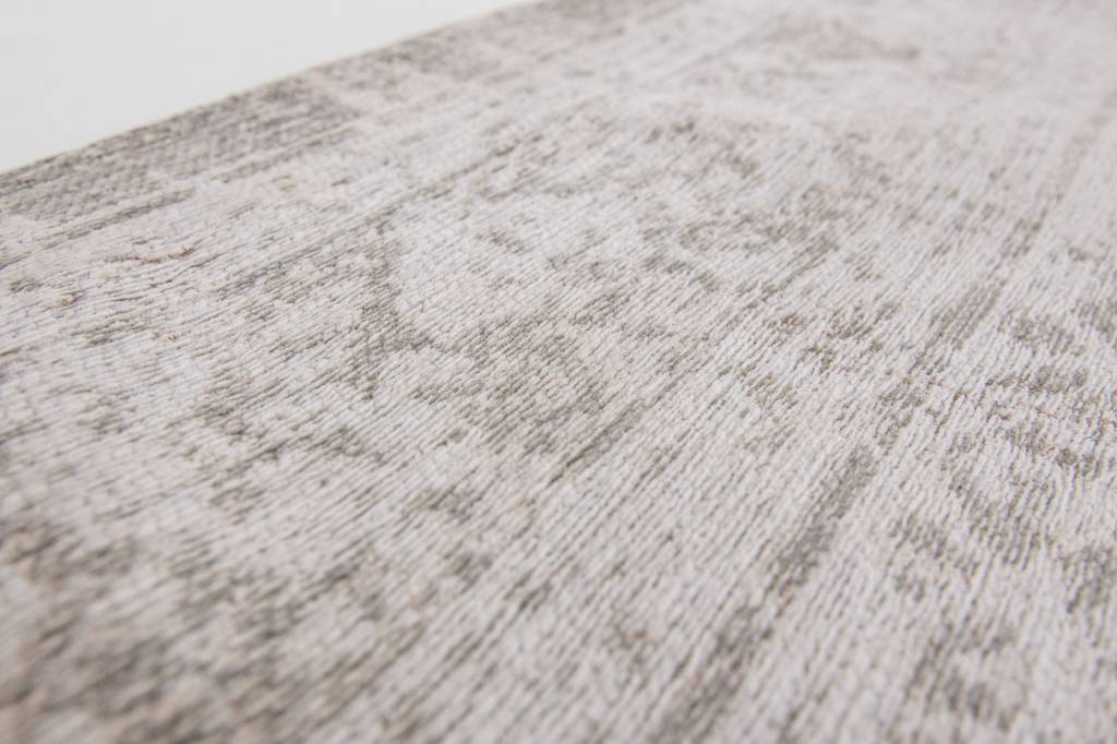 Louis De Poortere Fading World 8383 Ivory Rug