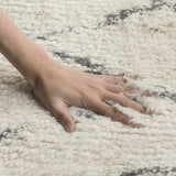 Safavieh Clearance Casablanca CSB847B Ivory Rug