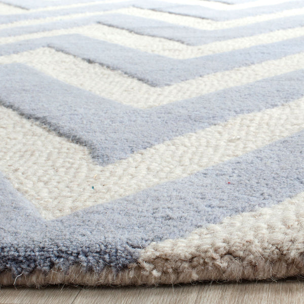 Safavieh Clearance Cambridge CAM139A Light Blue Rug