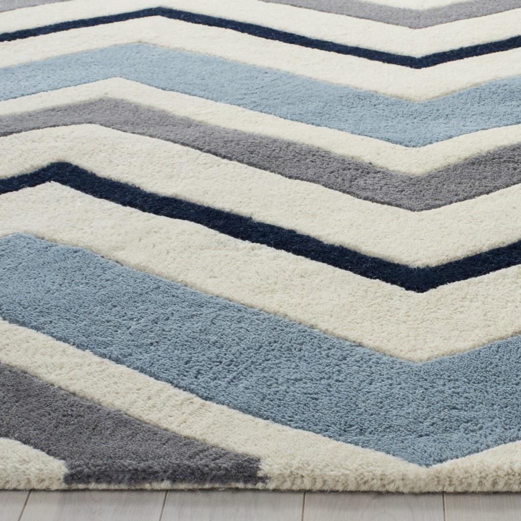 Safavieh Clearance Chatham CHT749X Ivory Rug