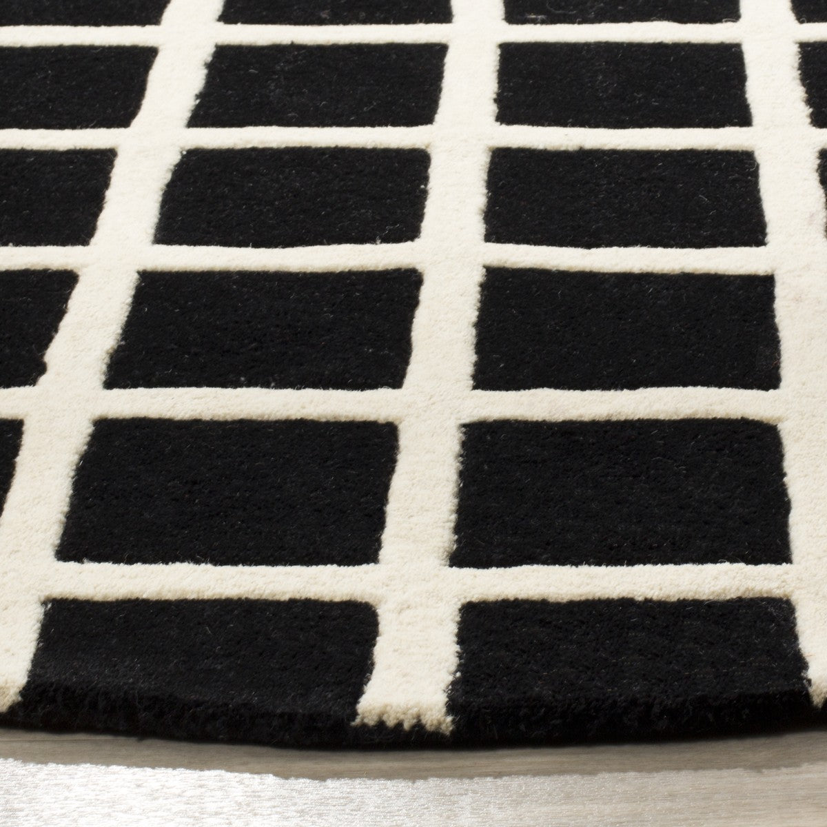 Safavieh Clearance Chatham CHT718K Black Rug