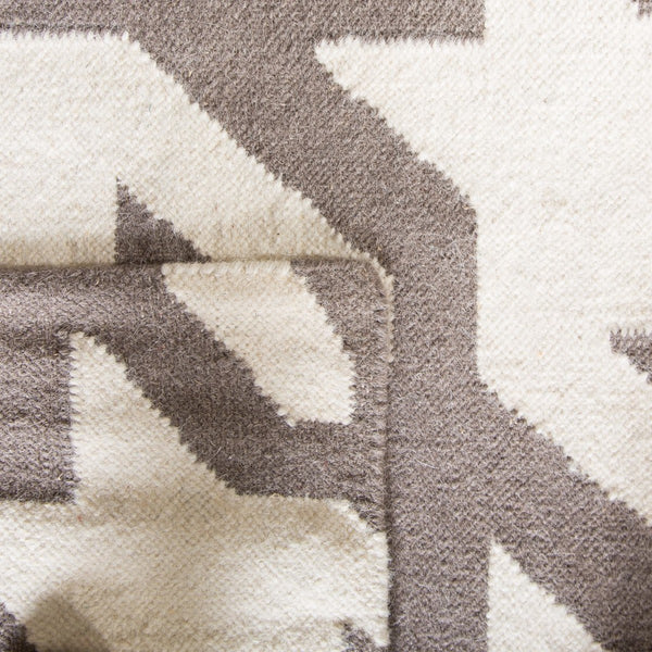 safavieh clearance dhurries dhu569a grey rug