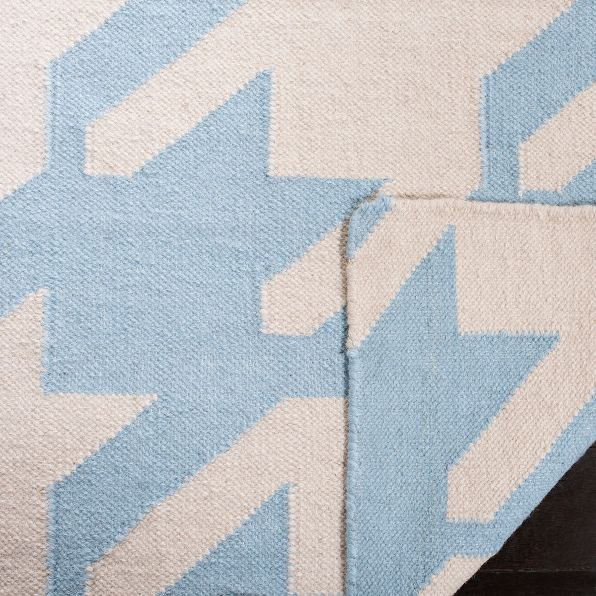 safavieh clearance dhurries dhu570b light blue rug