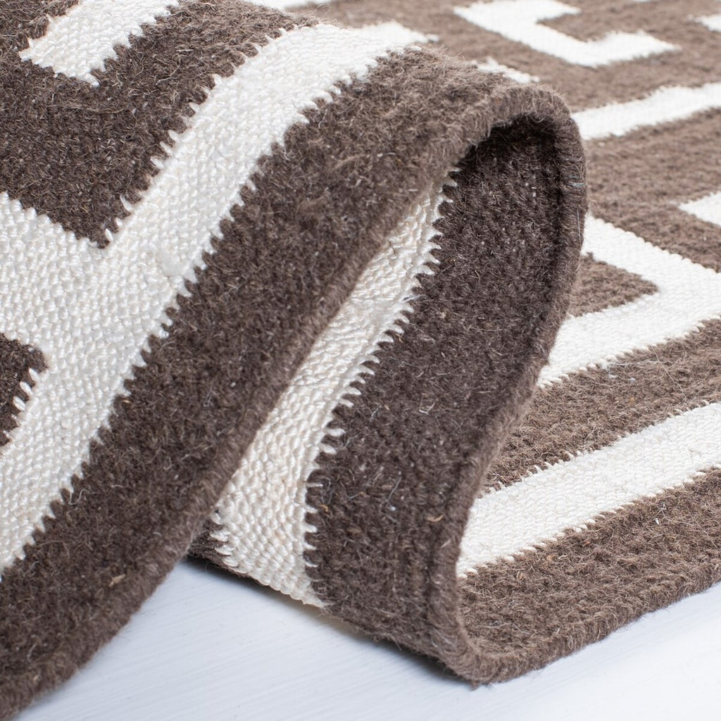 safavieh clearance dhurries dhu621c chocolate rug